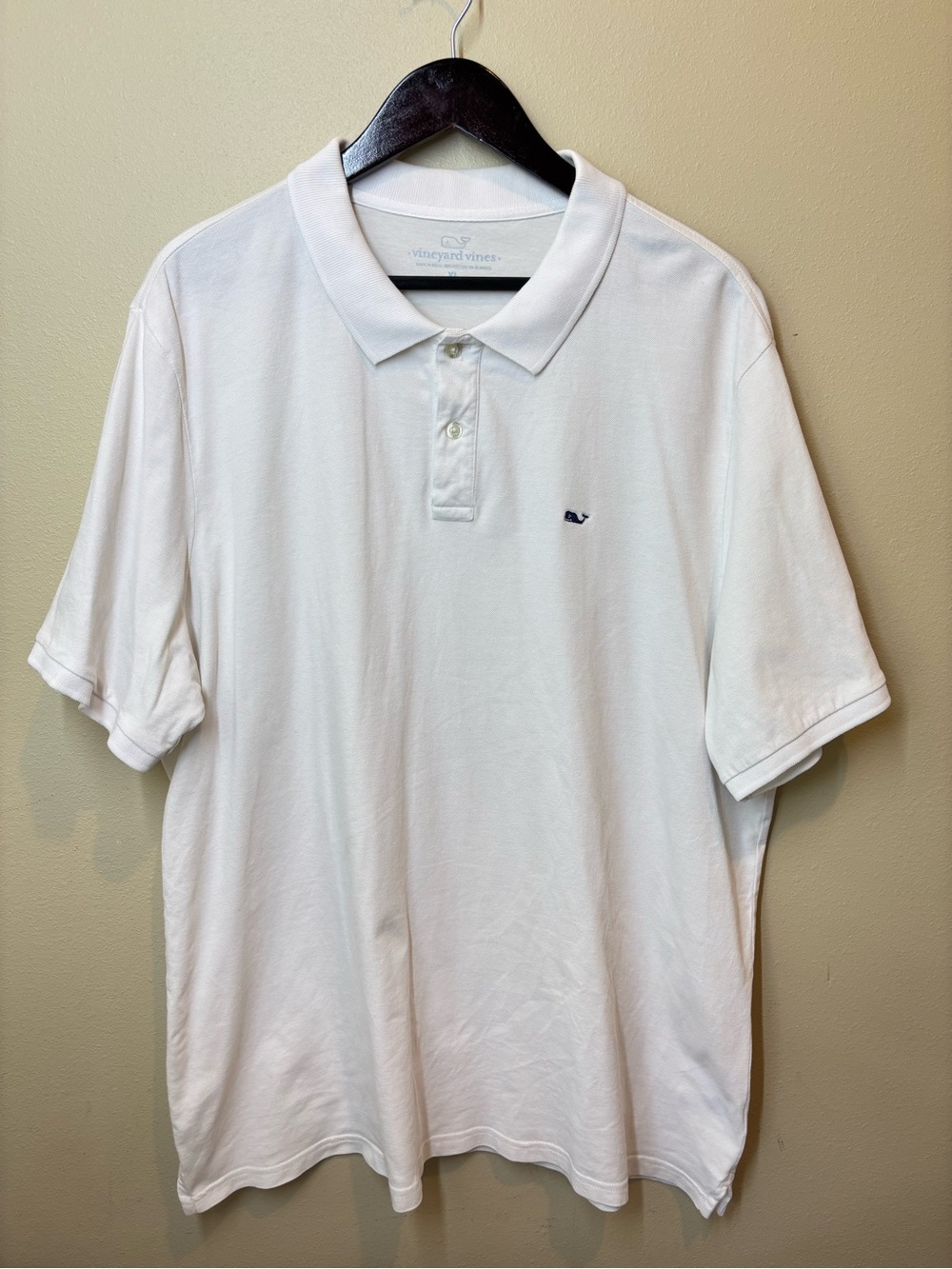 Vineyard Vines Classic White CottonPolo with Navy Whale Logo, XL